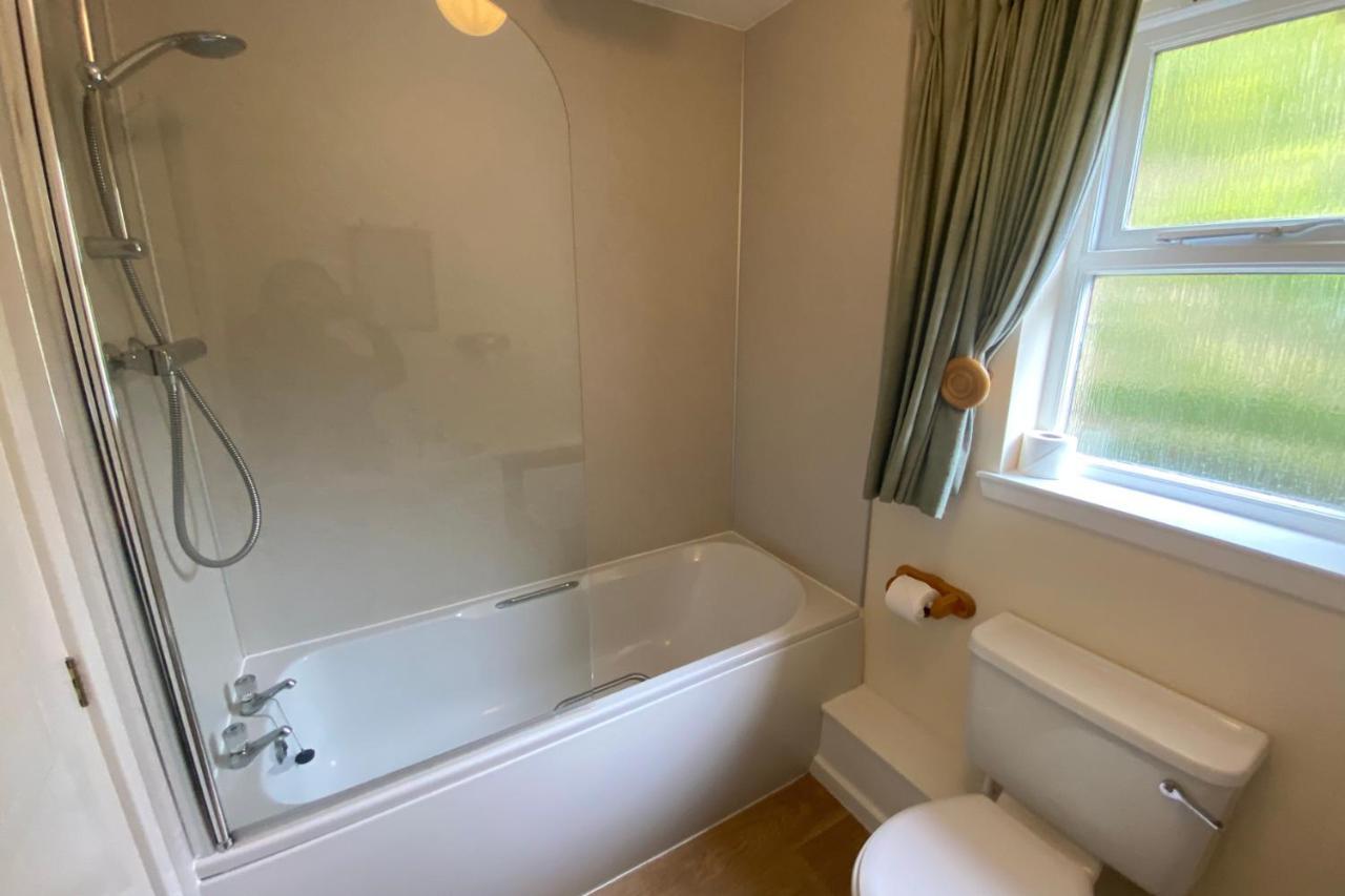 Glenpark - Highland Holiday Homes Авимор Екстериор снимка